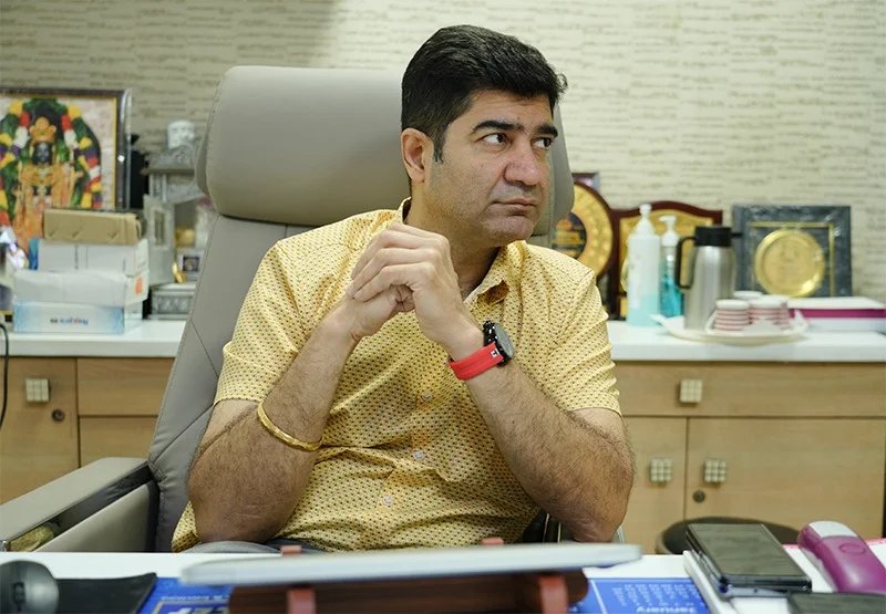 Dr. Sachin Malhotra